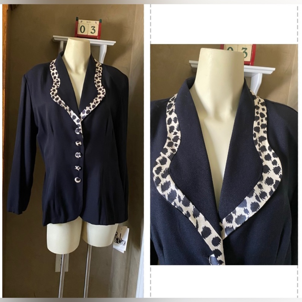 R.J. & Co satin leopard print on collar and buttons Women’s Blazer 14, black